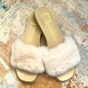 Dolce Vita Slides size 8 1/2
